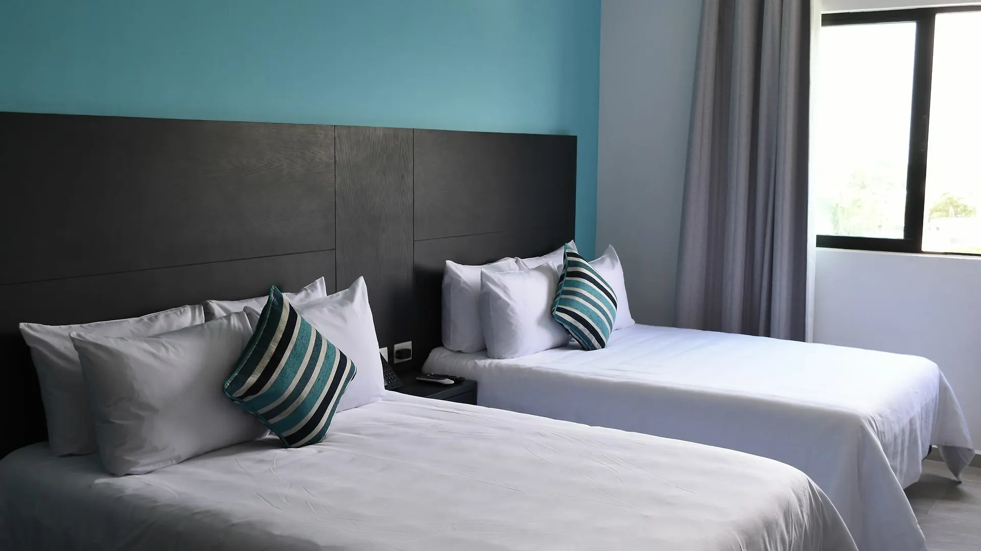 We Express Hotel Playa Del Carmen (Adults Only) 3*,  Mexiko